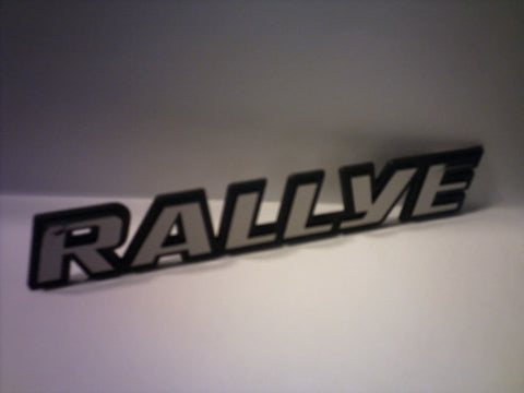 Silver/Chrome Rallye Badge